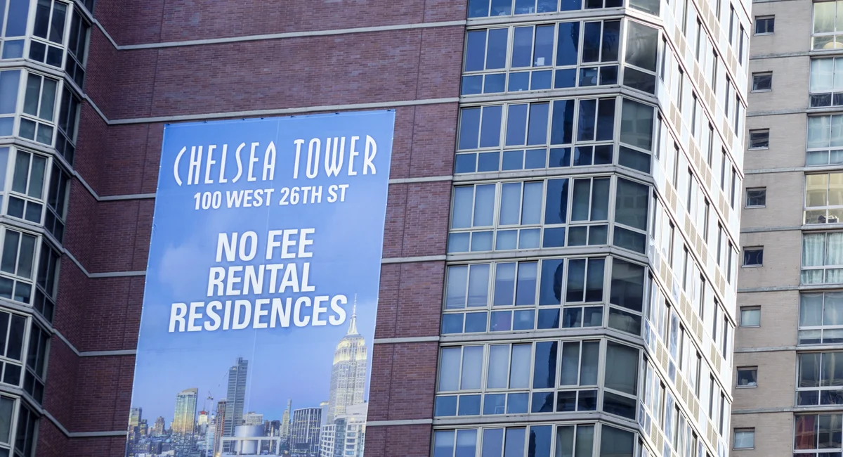A broker in Queens was offering apartment hunters the deal of a lifetime: a one-bedroom, rent-stabilized unit in Flushing, well below market rate for 